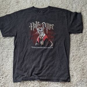 Hairy otter vancouver aquarium souvenir tee harry potter large unisex